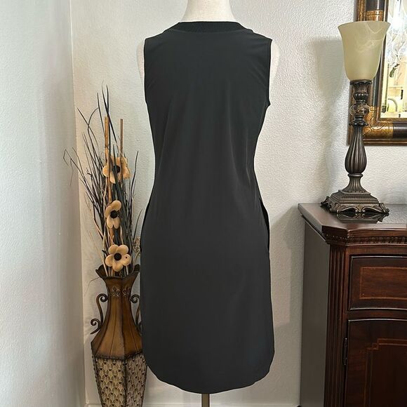 NWOT Southern Tide Black Active Side Pocket Performance Dress Size XS - Picture 2 of 12